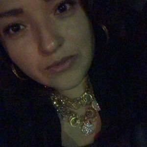 Meet your Posher, Blanca